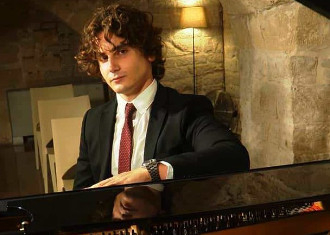 Michele_Argentieri_330x235_