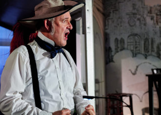 A_Fotos_330x235_Feuer-de-Maa-brennt_foto-Andreas-Malkmus