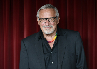 Konstantin_Wecker_330x235_