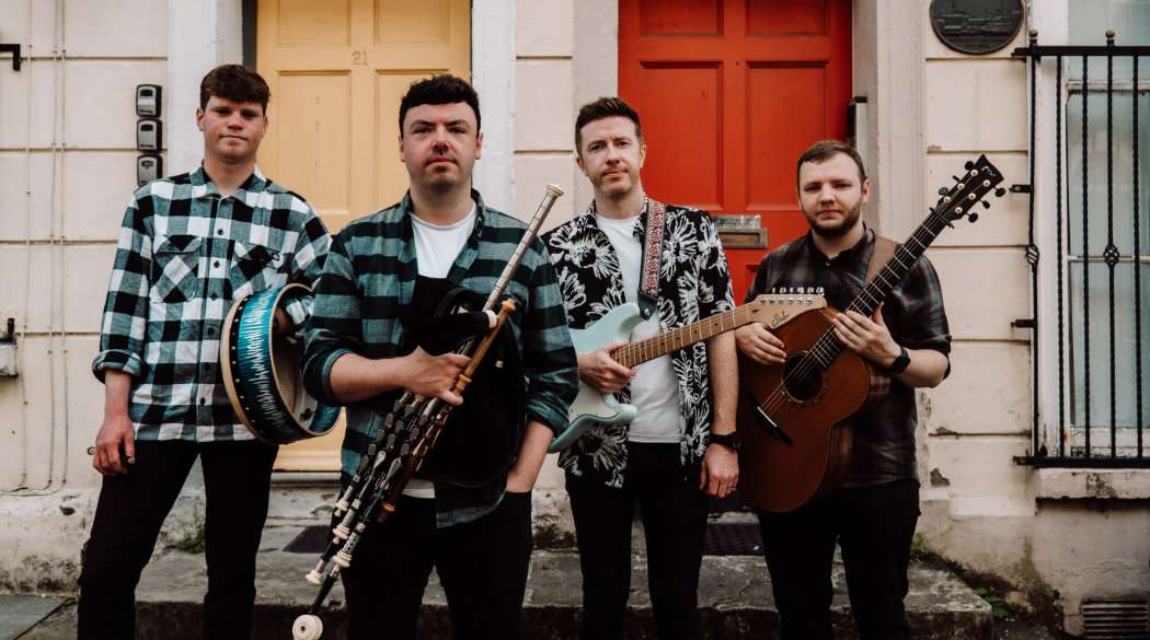 A_Fotos_1050x585_Irish-Spring_Conor-Mallon-Band