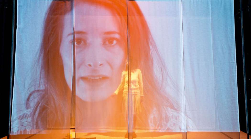 A_Fotos_1050x585_remembeRing_foto-Theater-La-Senty-Menti