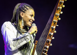 BFS26_Fotos_330x235_Sona-Jobarthe_foto-S-Jobarthe