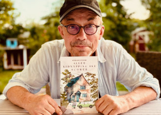 A_Fotos_330x235_Henni-Nachtsheim_Lesung